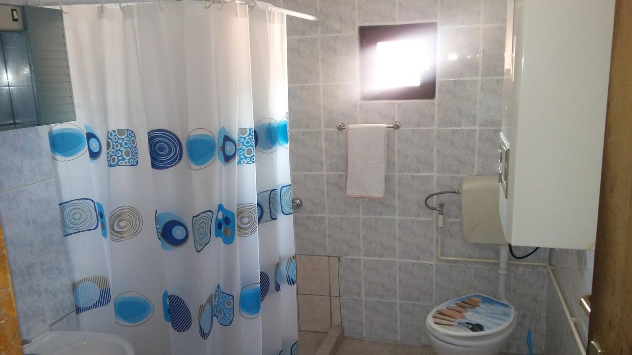 Almir Apartment